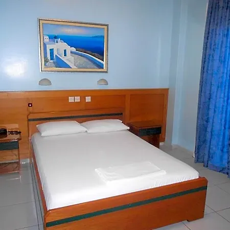 Admitos Hotell 2*